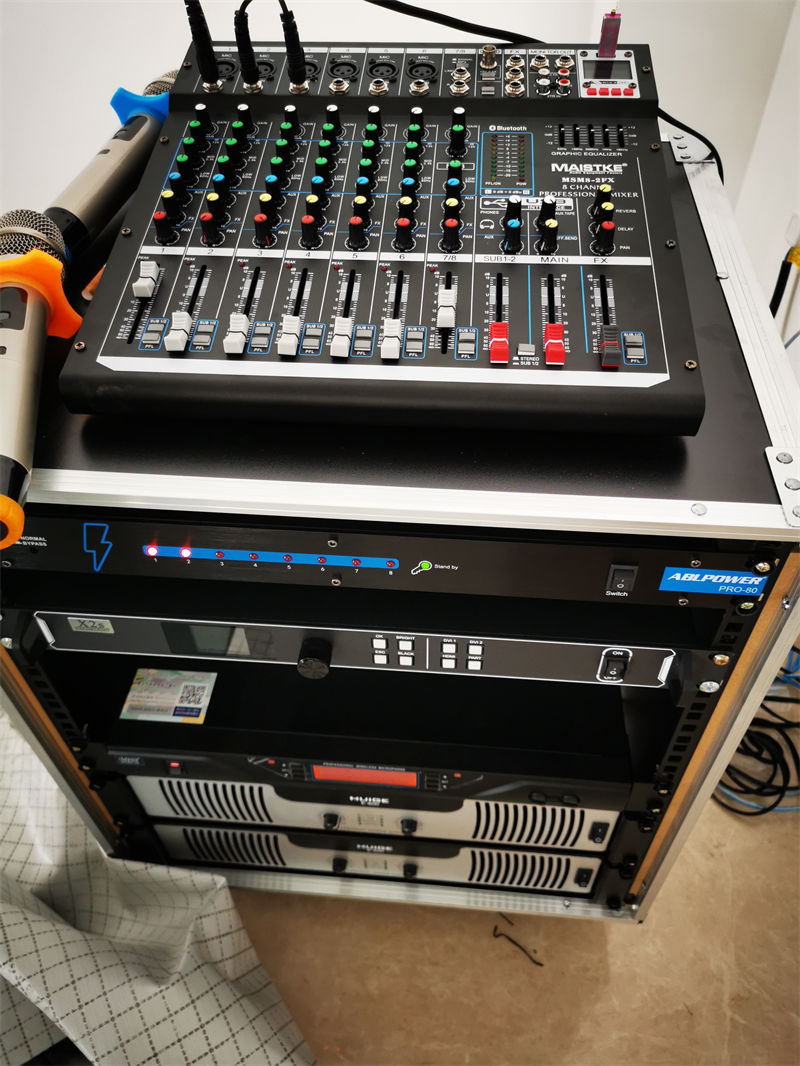 钟楼区某村委会议室